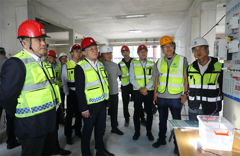 2025��5��23�գ���������������PA��Ѷ(�й���)�ٷ���վ���輯���������֯�ٿ�2025���к������ͻ���Լ�ƽ����������������к��������ܲù��ڡ����̲���˾����⡢�к�������������������˾�����������ҵ�������ϯ������������