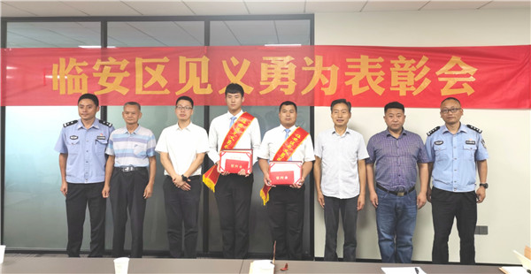 1���������ٰ�����Σ�����𾢷��ӡ� �ƺ�.jpg